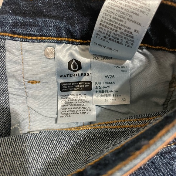 Levi’s 501 shorts size 26 - Picture 3 of 3